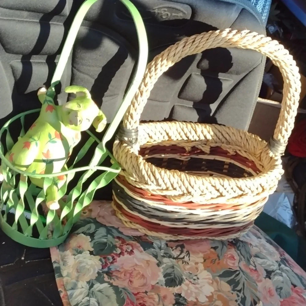 Red Brown Black Sweet grass Basket &a Pig in a Basket